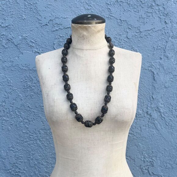 VIntage 1950s Black Beaded Statement Necklace Goth whimsygoth Antique - Picture 10 of 11